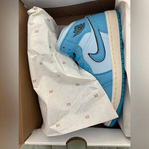 Womens Air Jordan 1 Mid in Ice Blue